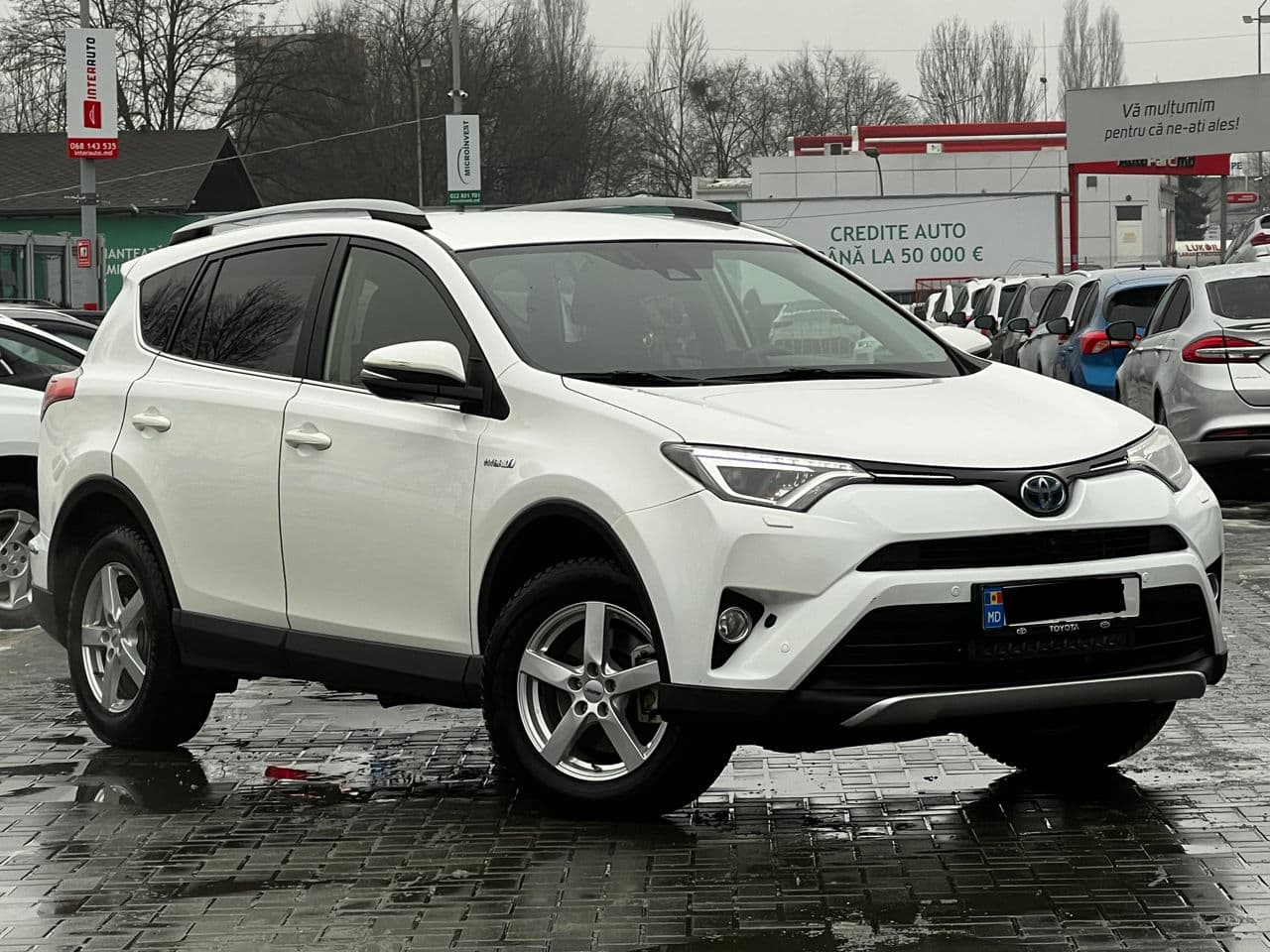 2018 Toyota Rav-4 — Miniatură 4