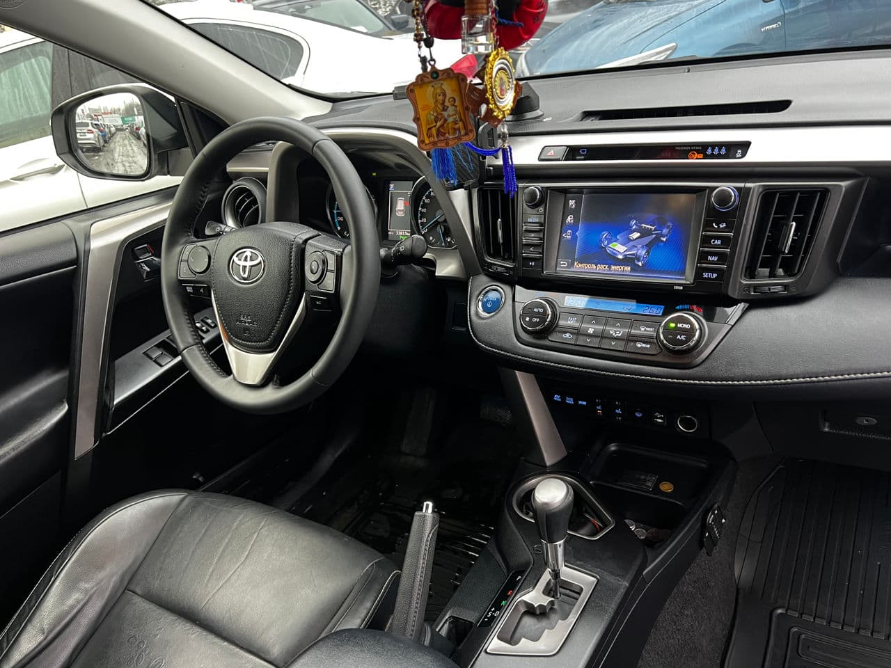 2018 Toyota Rav-4 — Miniatură 6