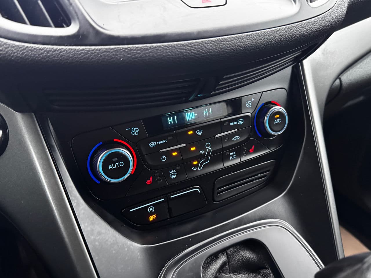 Ford Kuga 2017 — Миниатюра 11