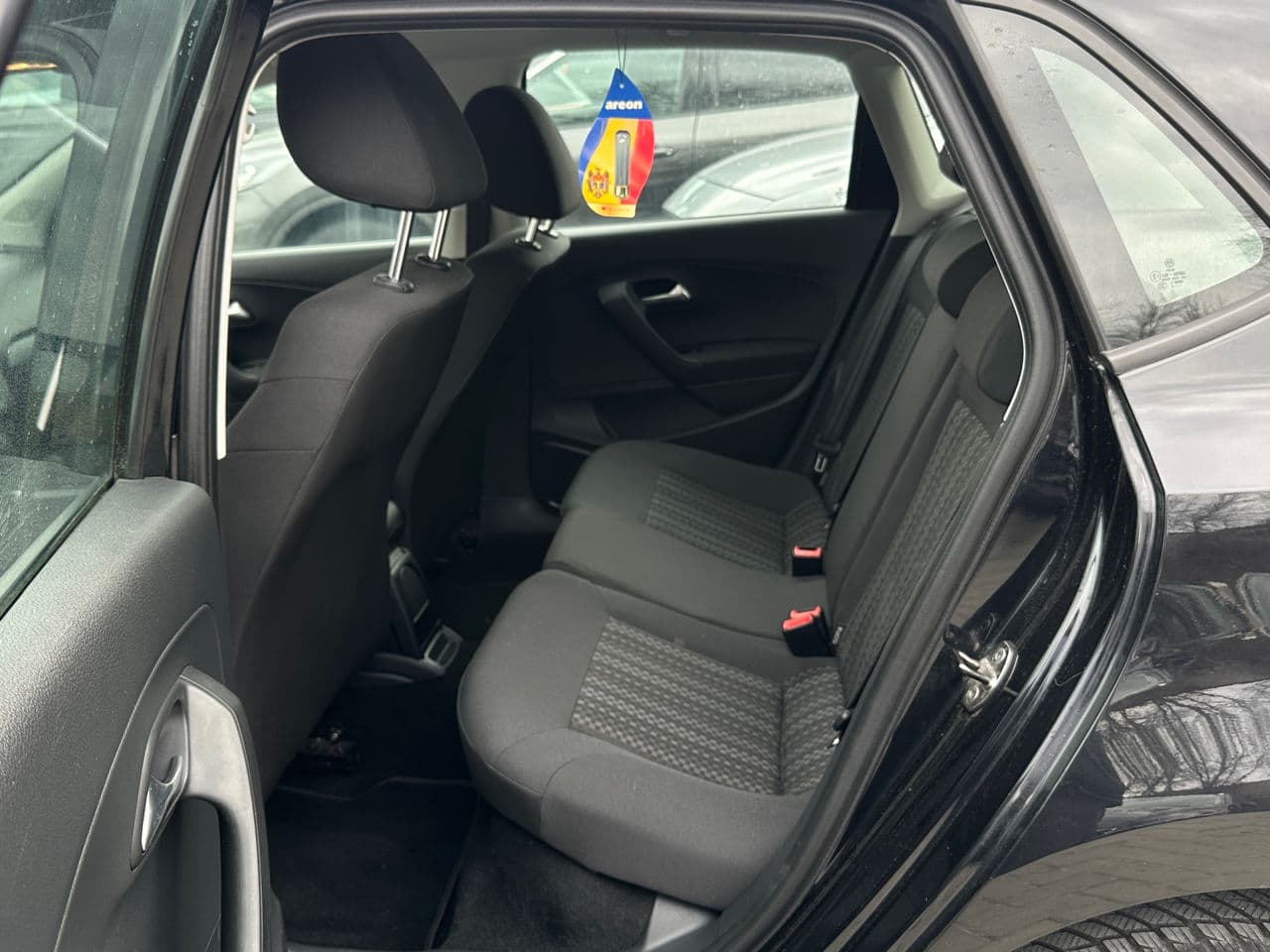 2016 Volkswagen Polo — Miniatură 12