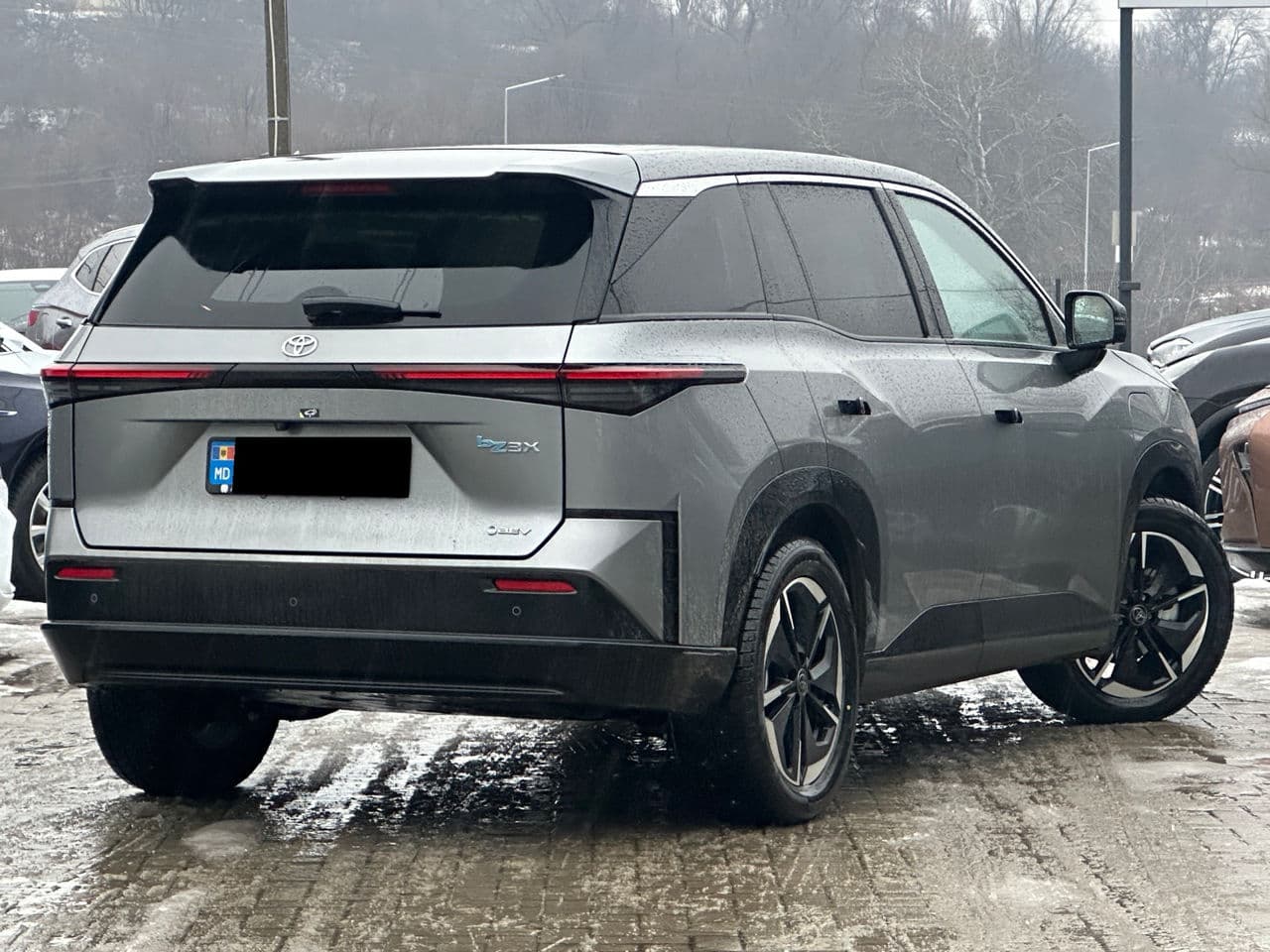 2025 Toyota bZ3X — Miniatură 3