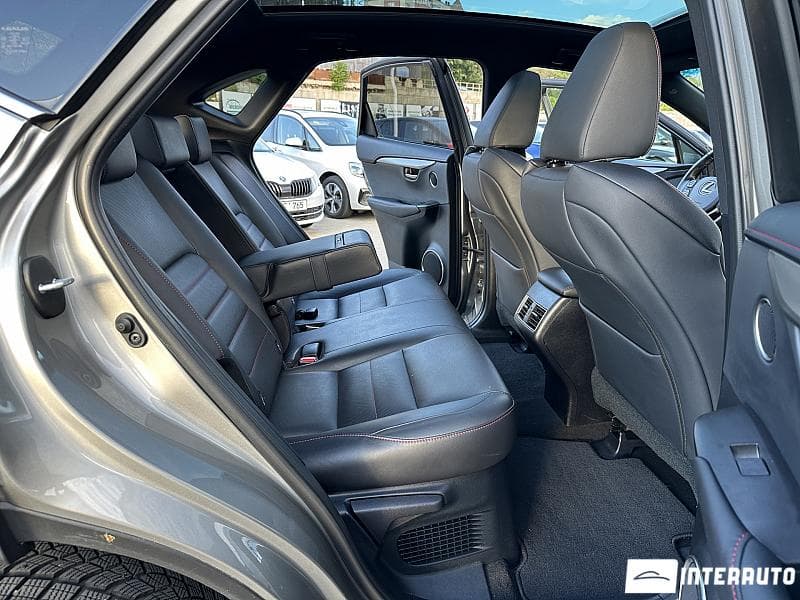 2016 Lexus NX 300H — Miniatură 14