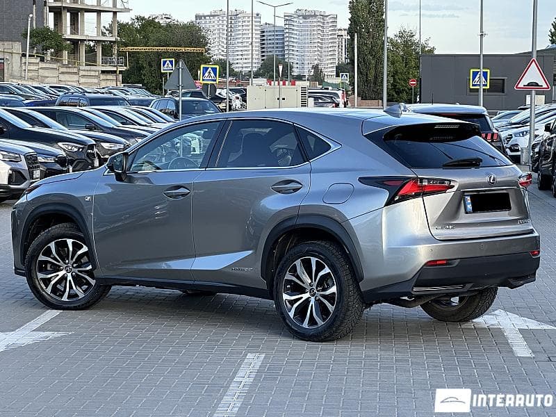 2016 Lexus NX 300H — Miniatură 4