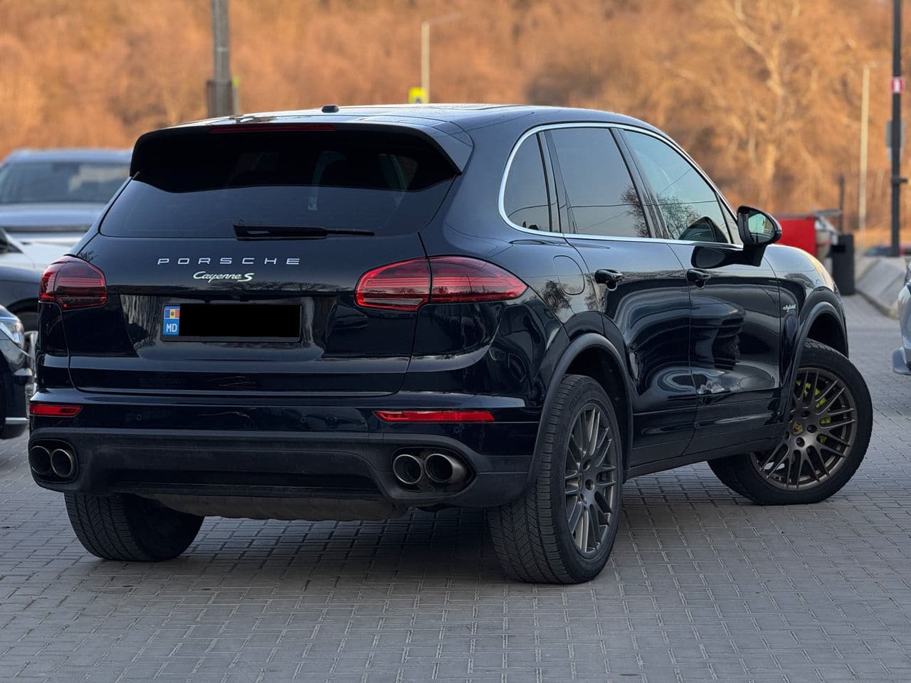 2016 Porsche Cayenne S Hybrid — Miniatură 3