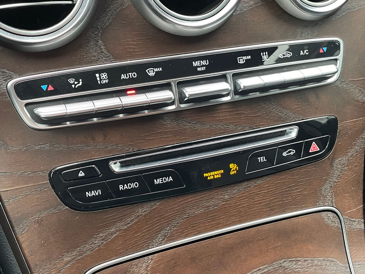 2019 Mercedes GLC 350e — Miniatură 16