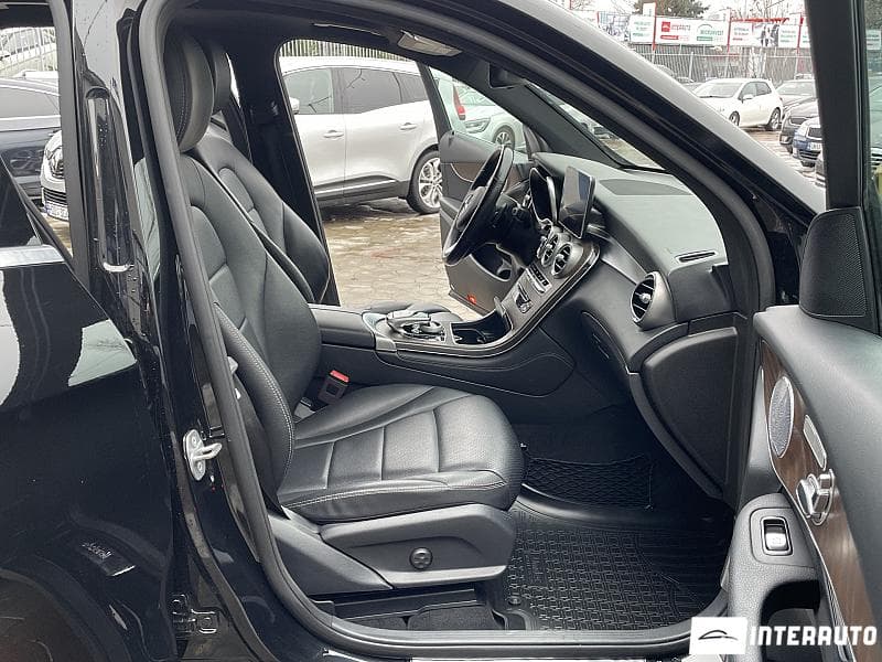 2019 Mercedes GLC 350e — Miniatură 21