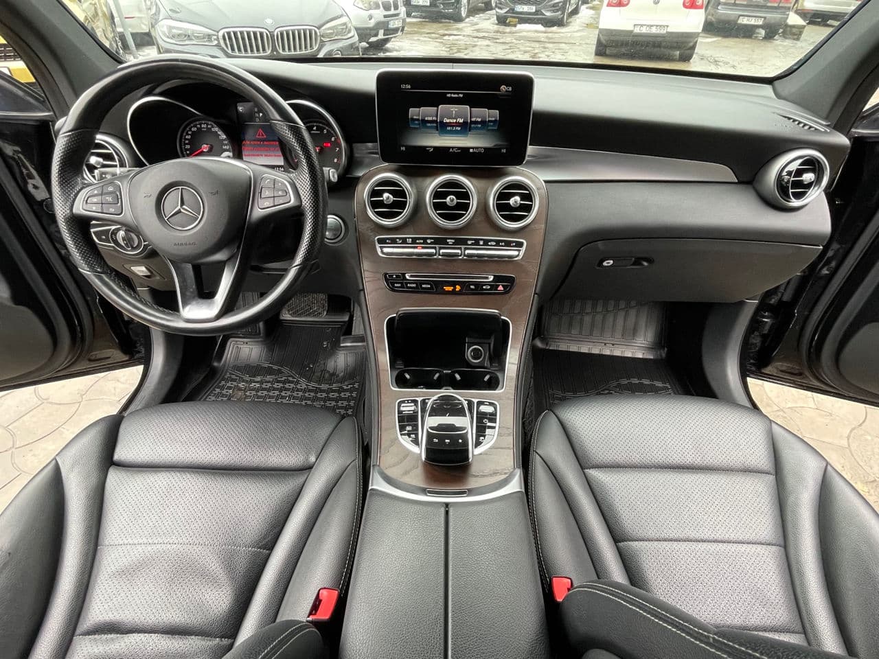 2019 Mercedes GLC 350e — Miniatură 9