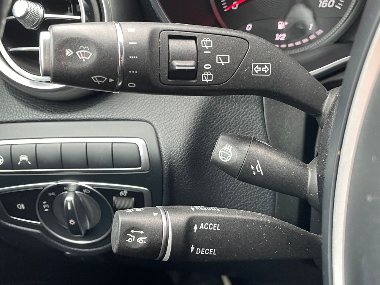 2019 Mercedes GLC 350e — Miniatură 12