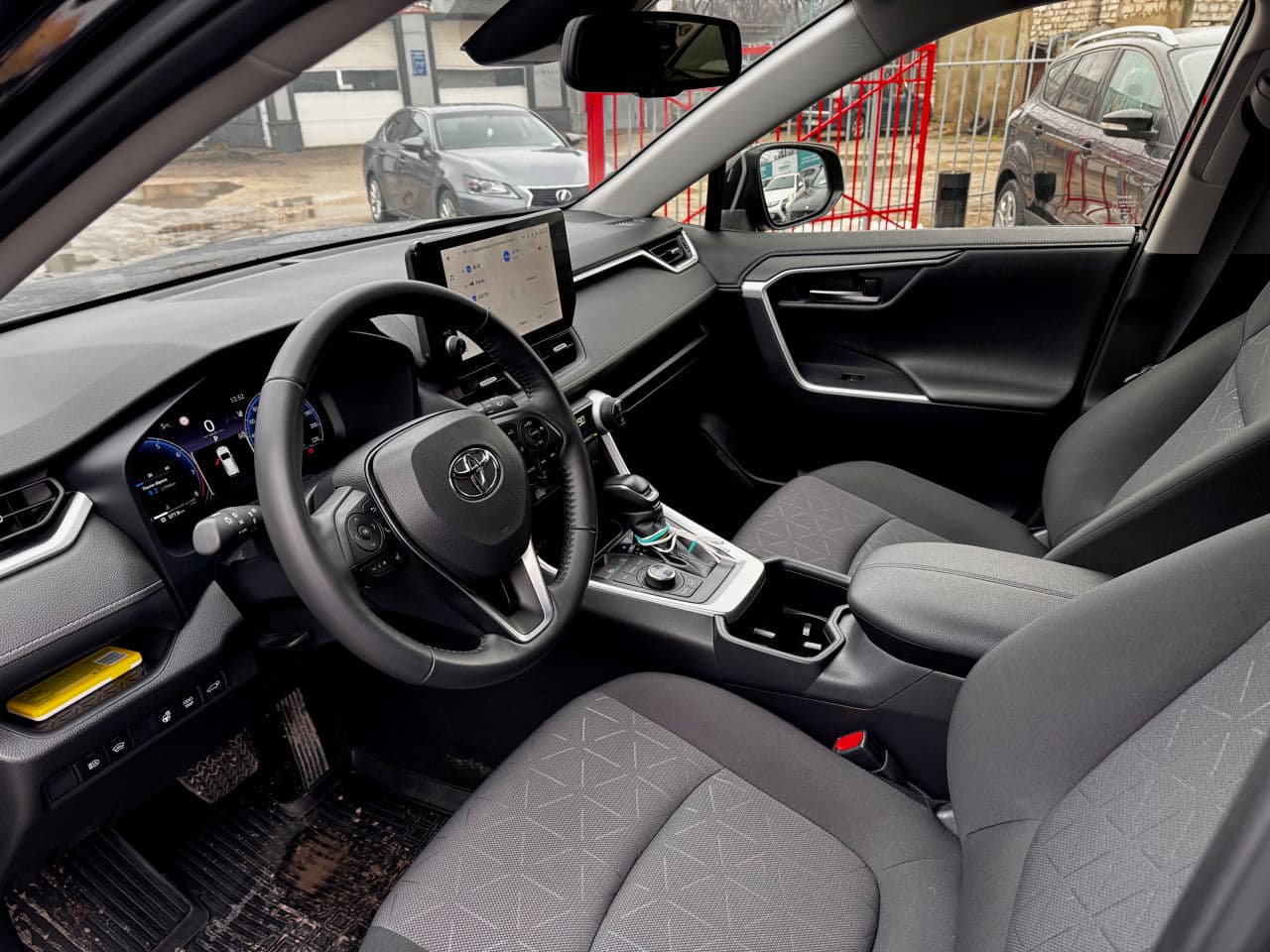 2023 Toyota Rav-4 — Miniatură 7