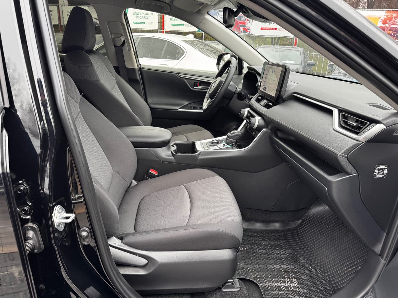 2023 Toyota Rav-4 — Miniatură 6