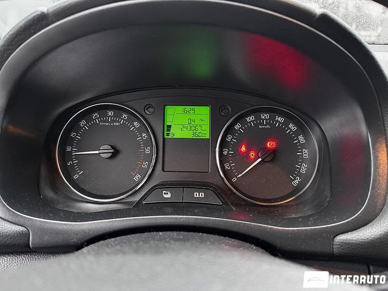 Skoda Fabia 2012 — Миниатюра 9