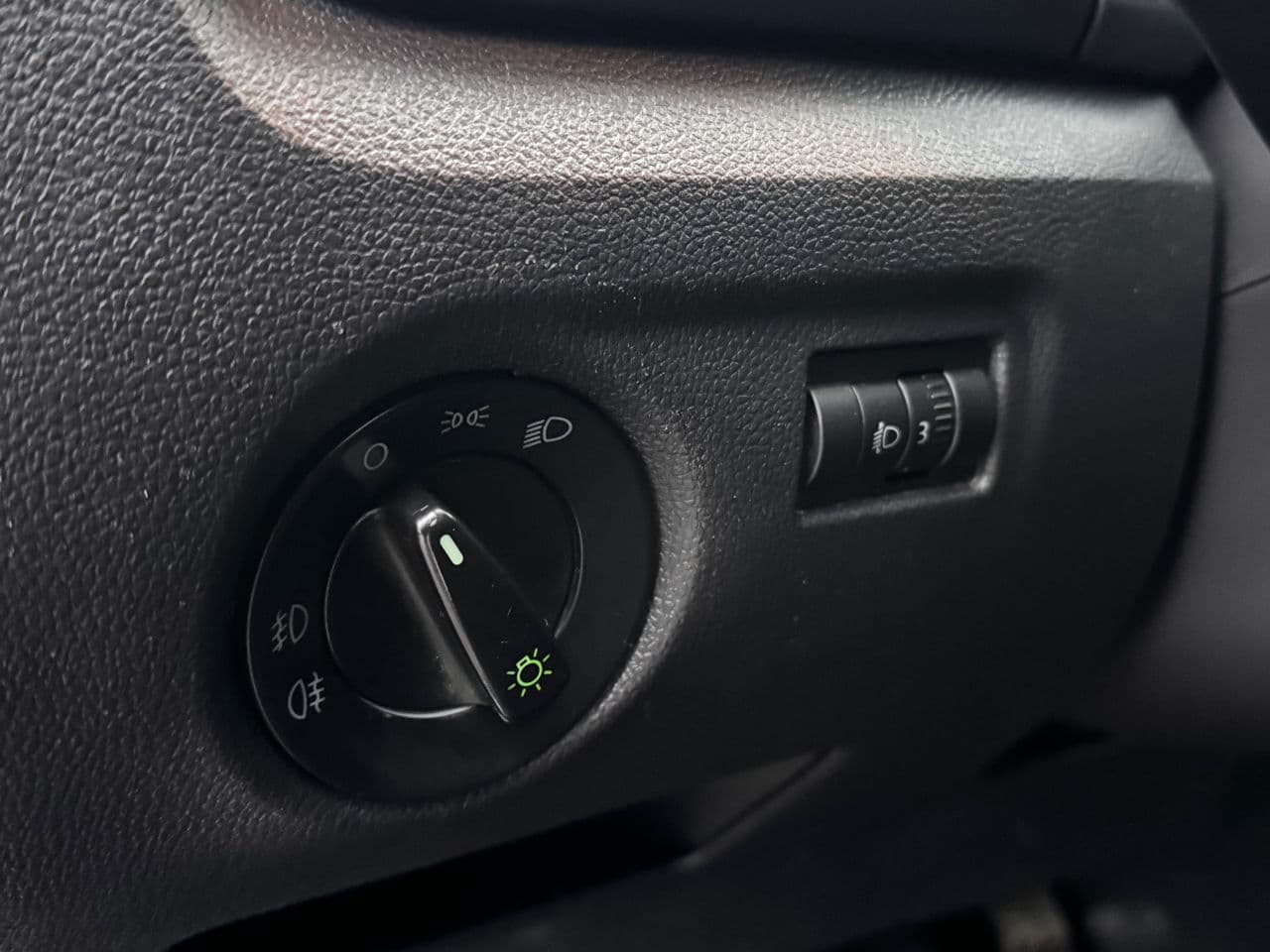 Skoda Fabia 2012 — Миниатюра 13