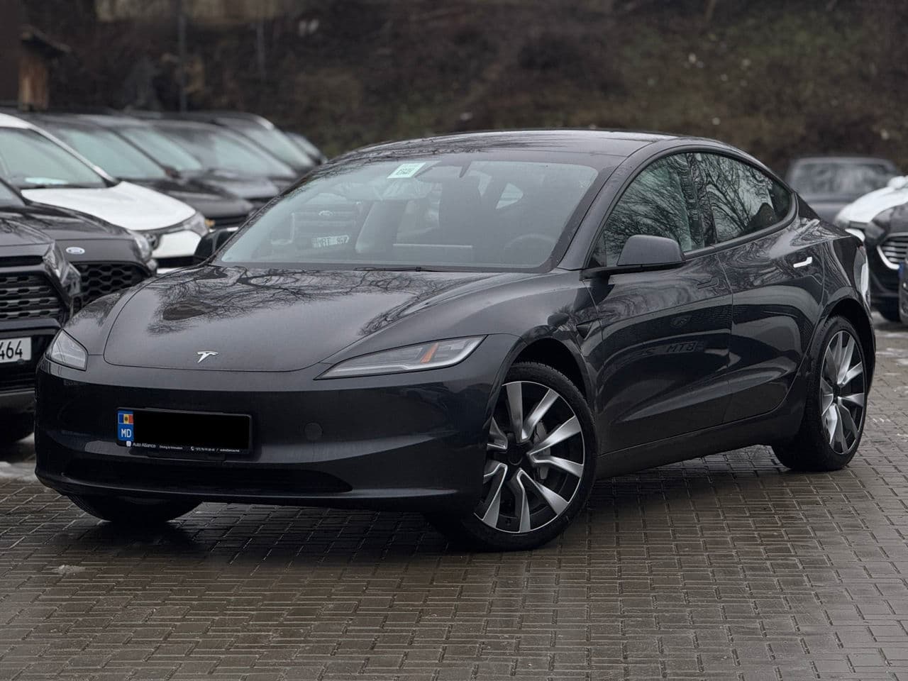2024 Tesla Model 3 — Miniatură 2