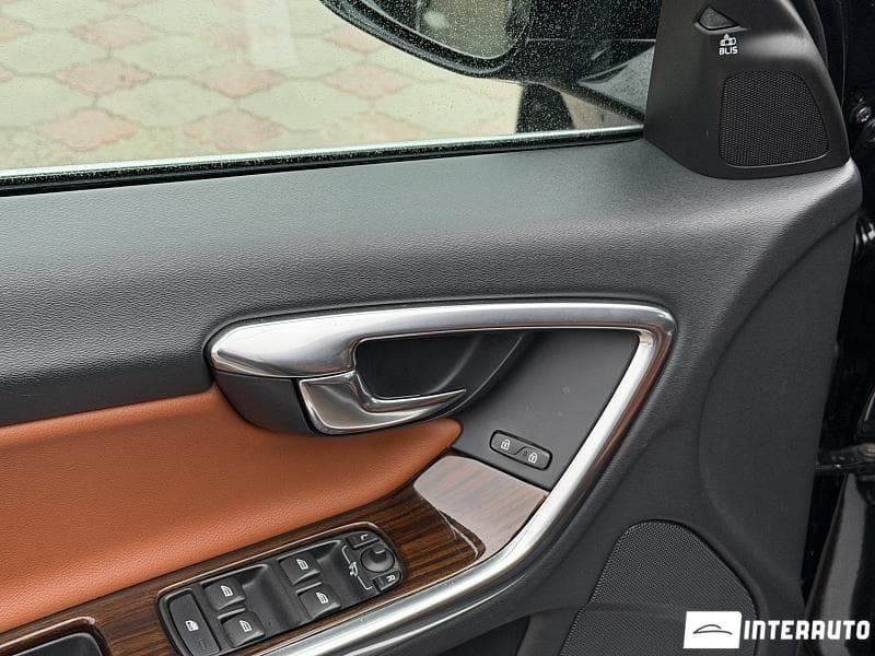 Volvo V 60 2013 — Миниатюра 7