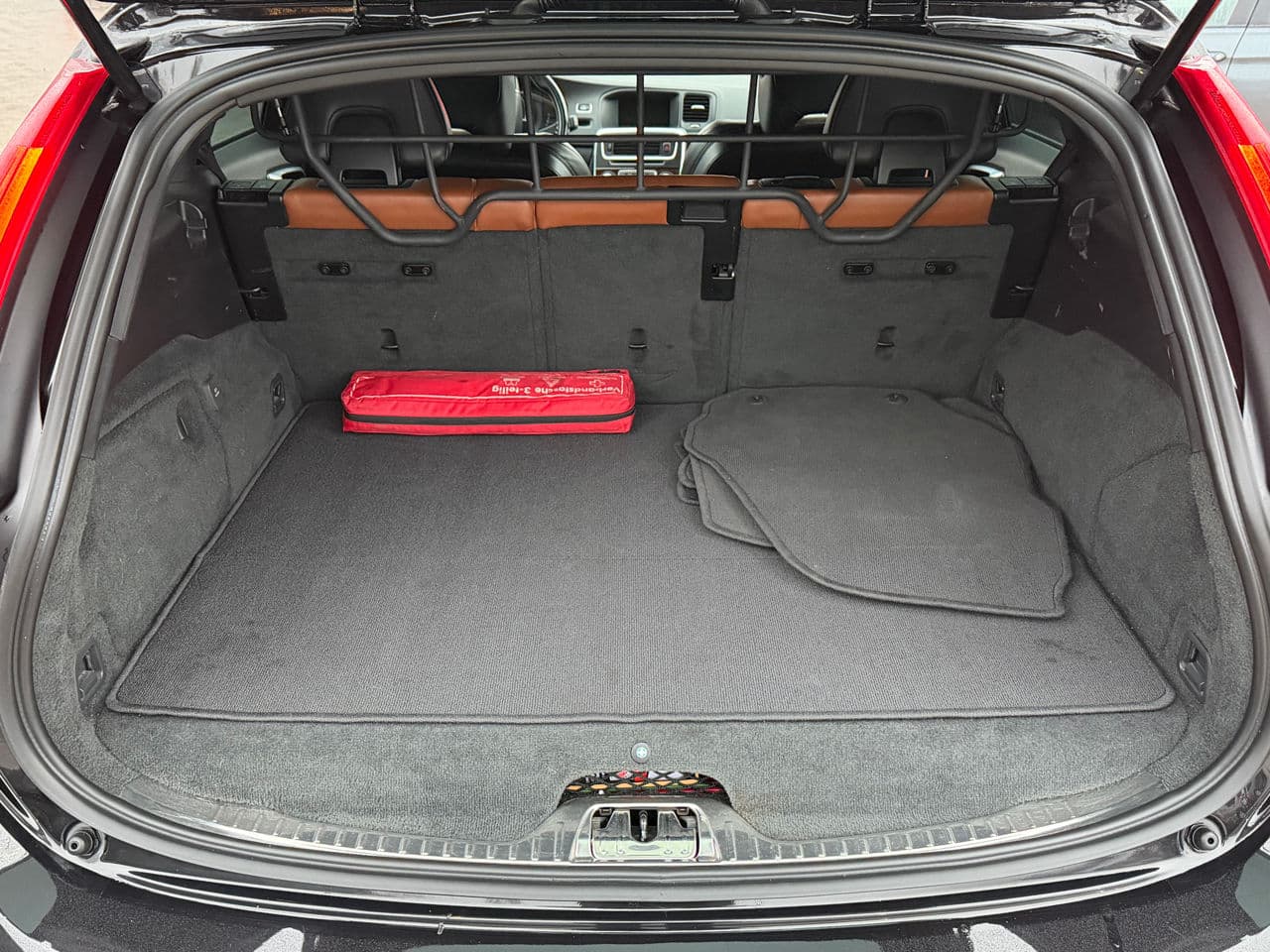Volvo V 60 2013 — Миниатюра 19