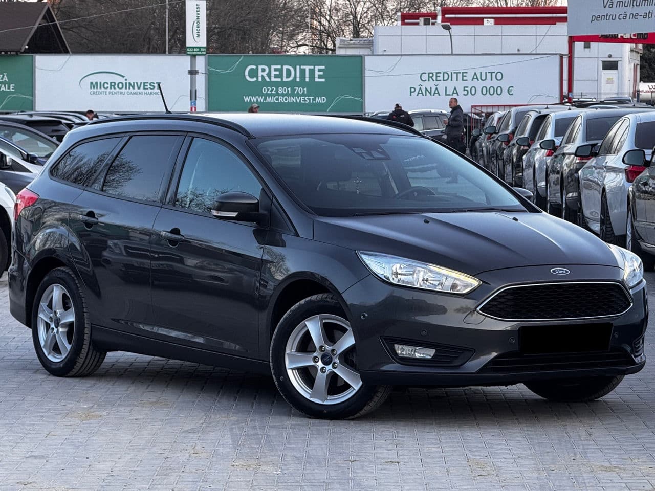 2017 Ford Focus — Miniatură 4