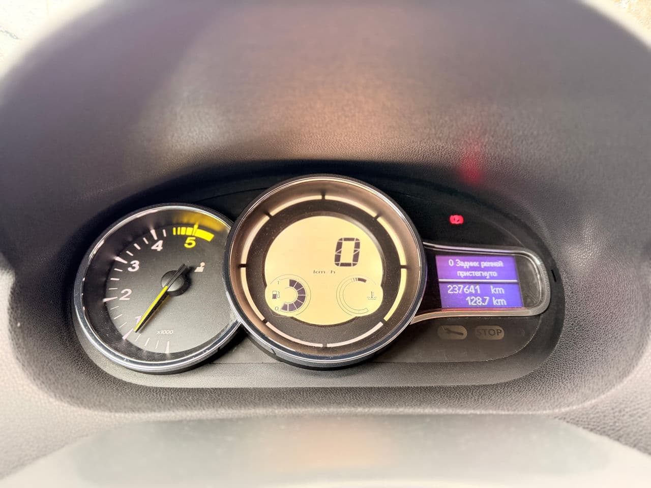 2013 Renault Megane — Miniatură 11
