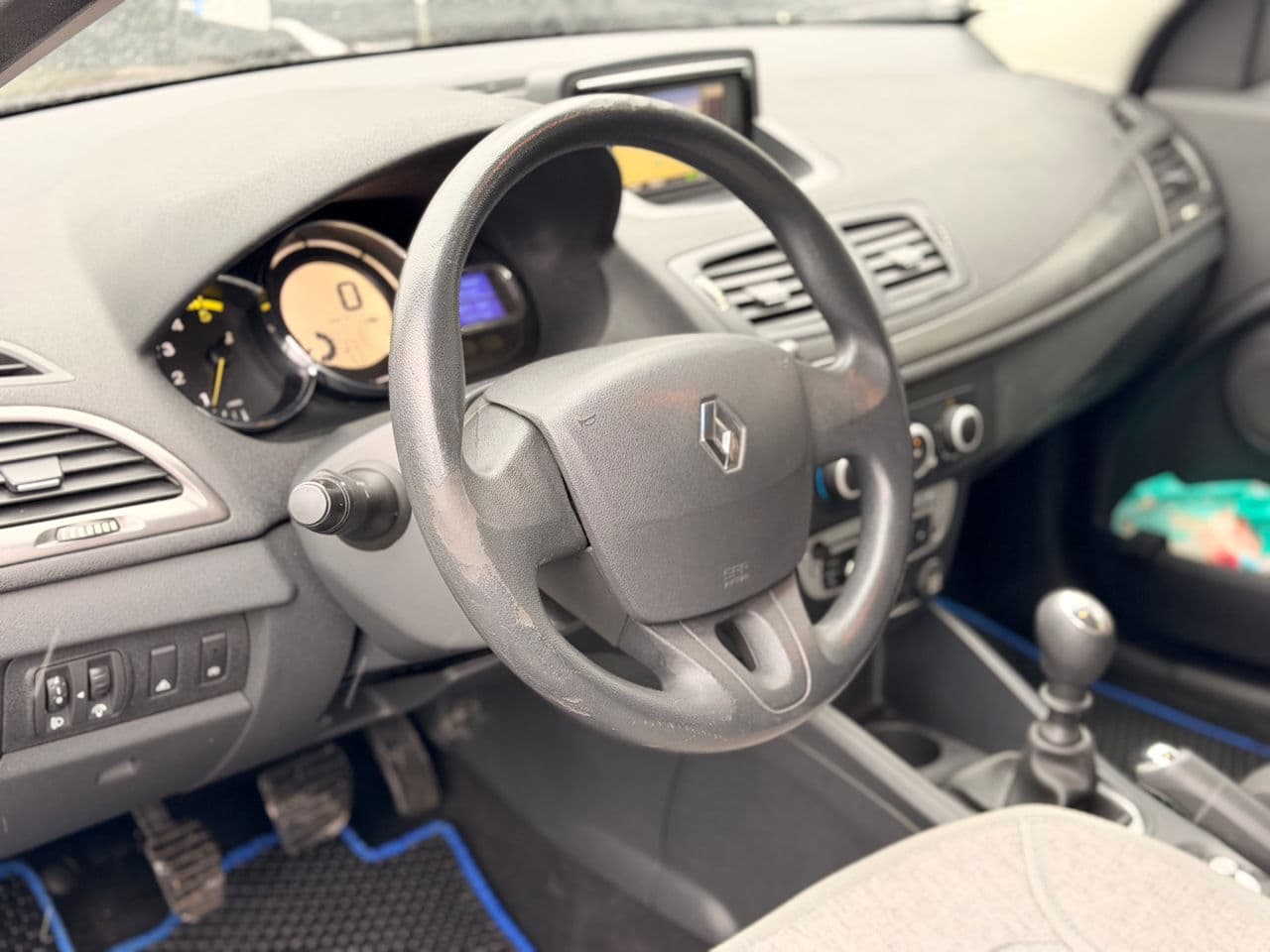 2013 Renault Megane — Miniatură 8