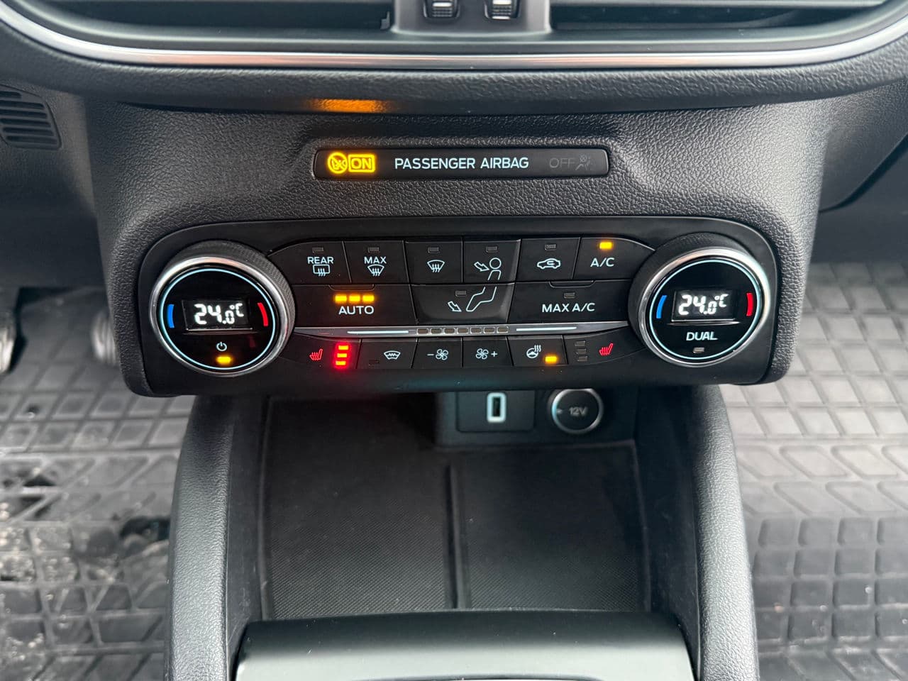 2019 Ford Focus — Miniatură 11