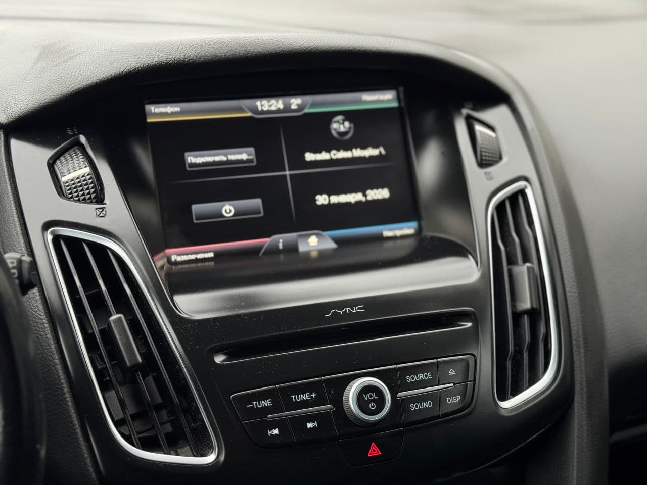 2016 Ford Focus — Miniatură 11