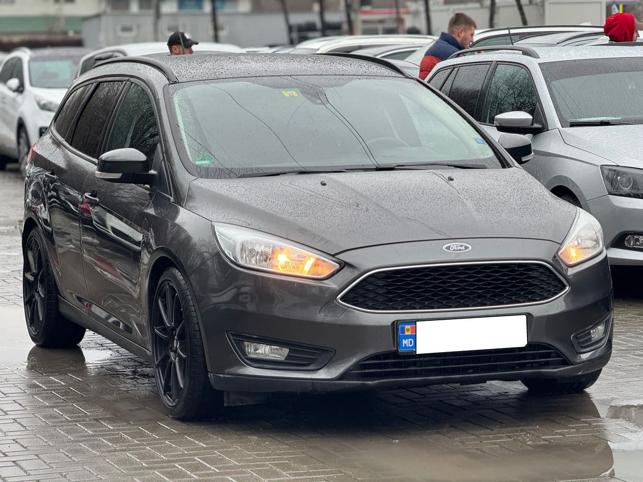 2016 Ford Focus — Miniatură 3