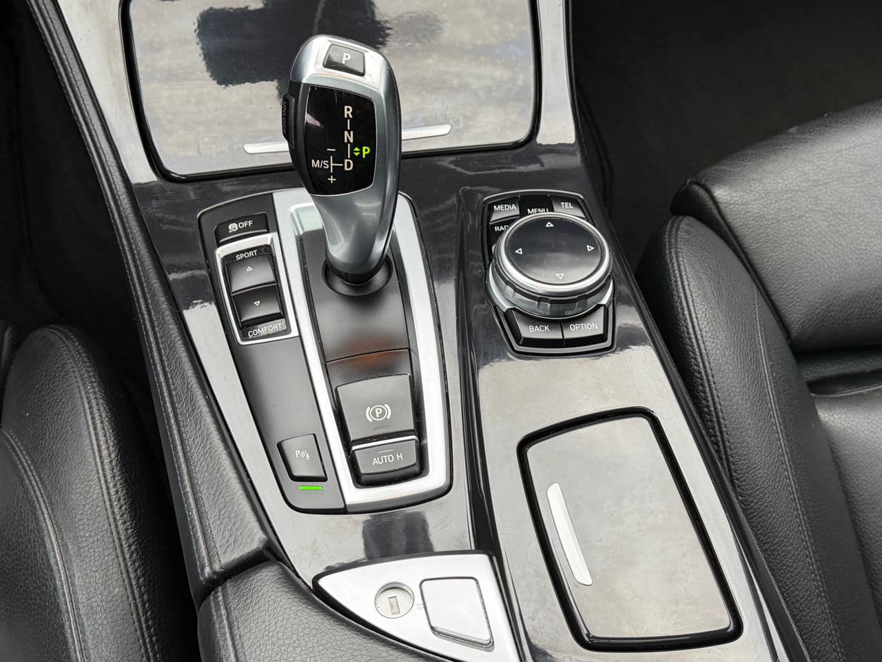 2014 BMW 525 — Miniatură 15