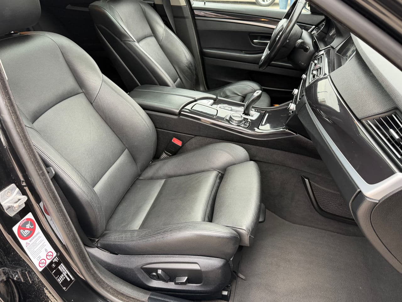 2014 BMW 525 — Miniatură 16