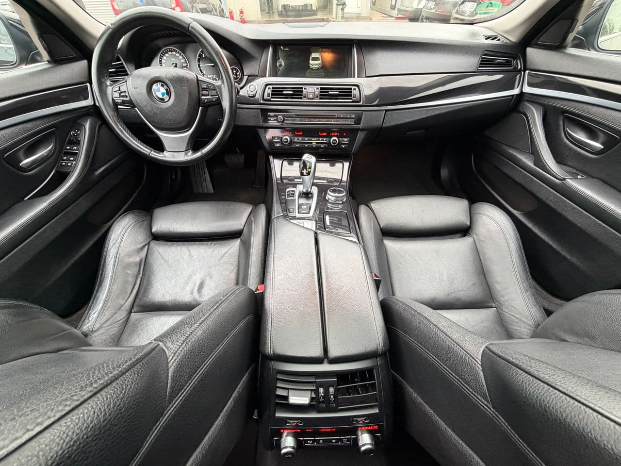 2014 BMW 525 — Miniatură 9