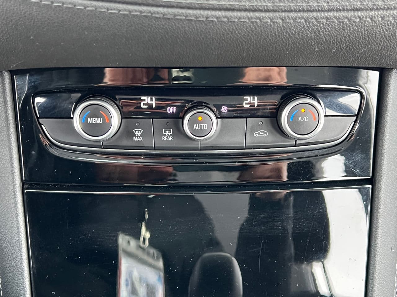 2018 Opel Grandland X — Miniatură 10