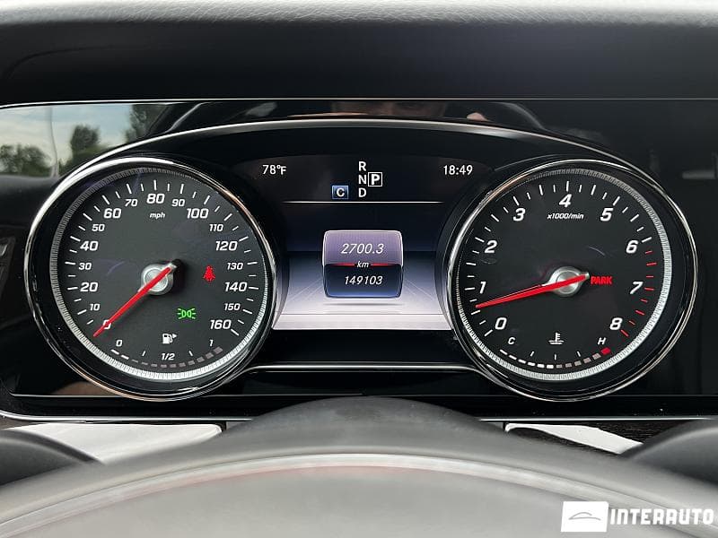 2016 Mercedes E 300 — Miniatură 12