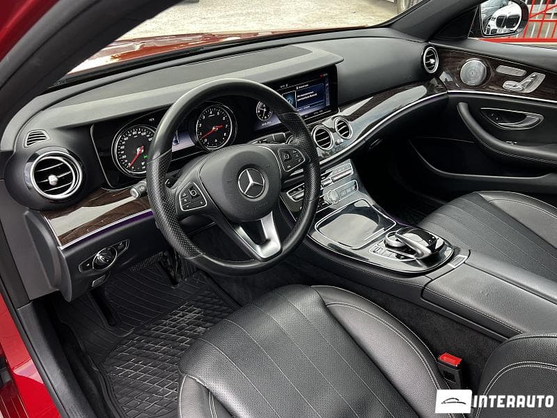 2016 Mercedes E 300 — Miniatură 5