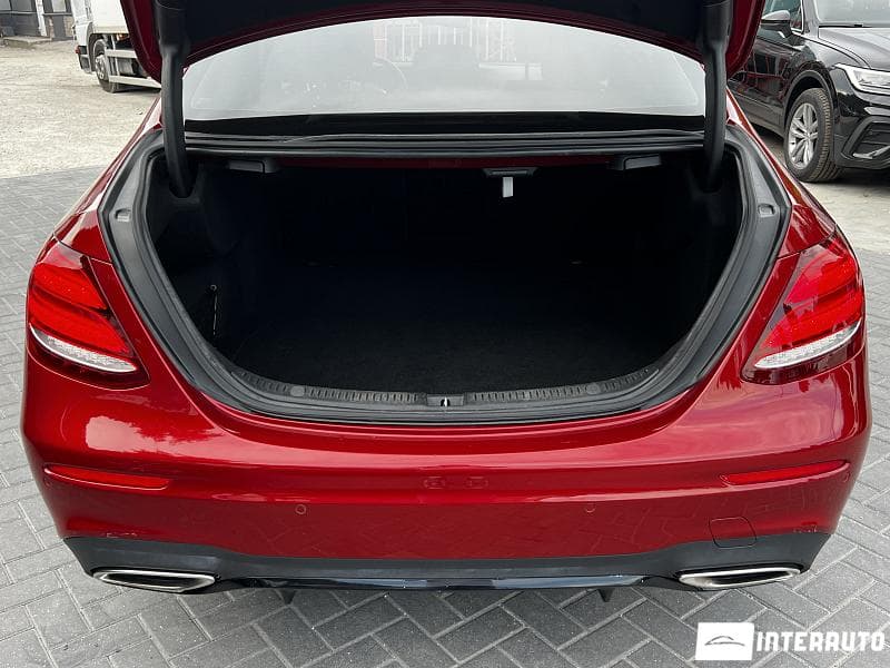 2016 Mercedes E 300 — Miniatură 20