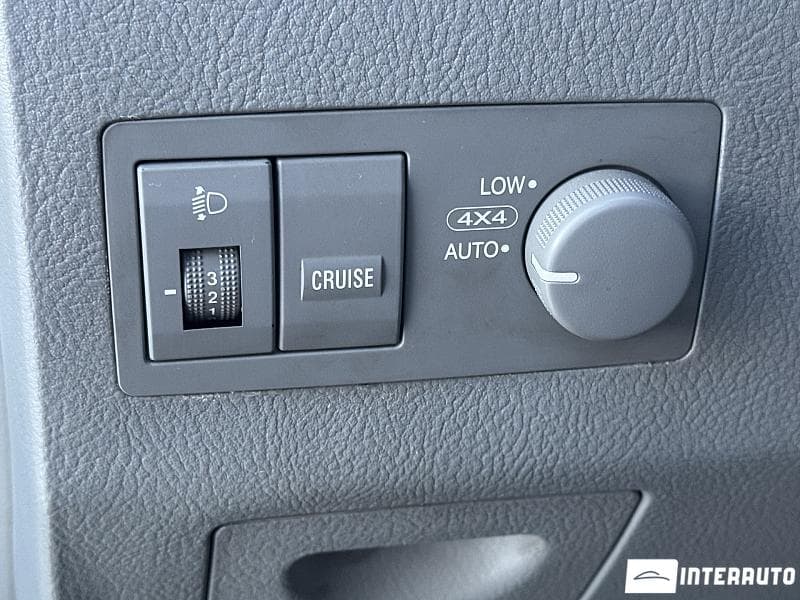 2004 Kia Sorento — Miniatură 15