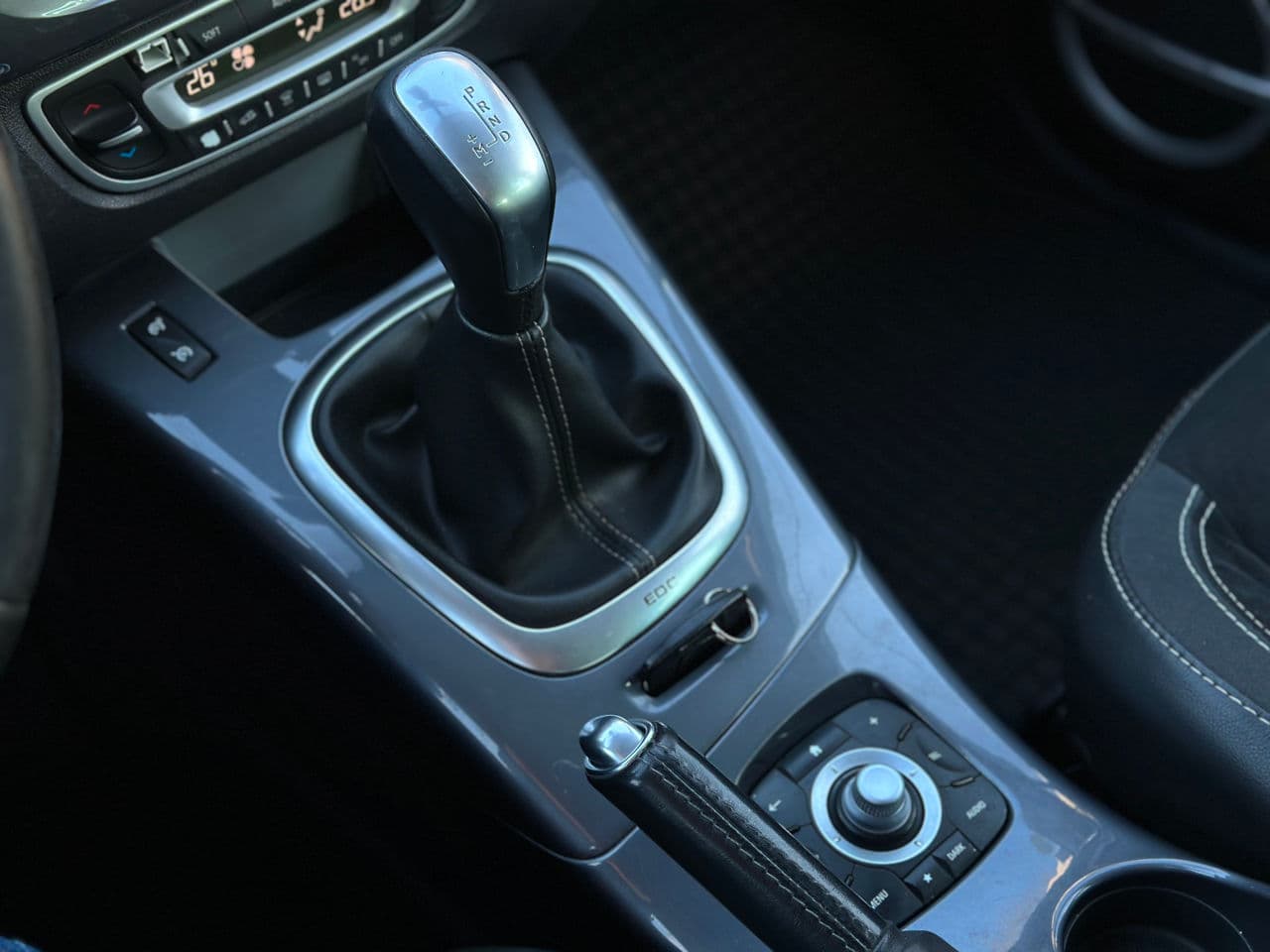 Renault Scenic X-Mode 2015 — Миниатюра 14