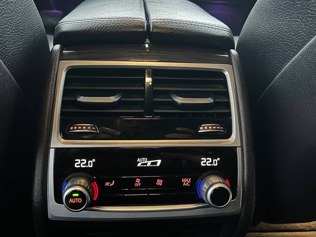 BMW 730 2018 — Миниатюра 18