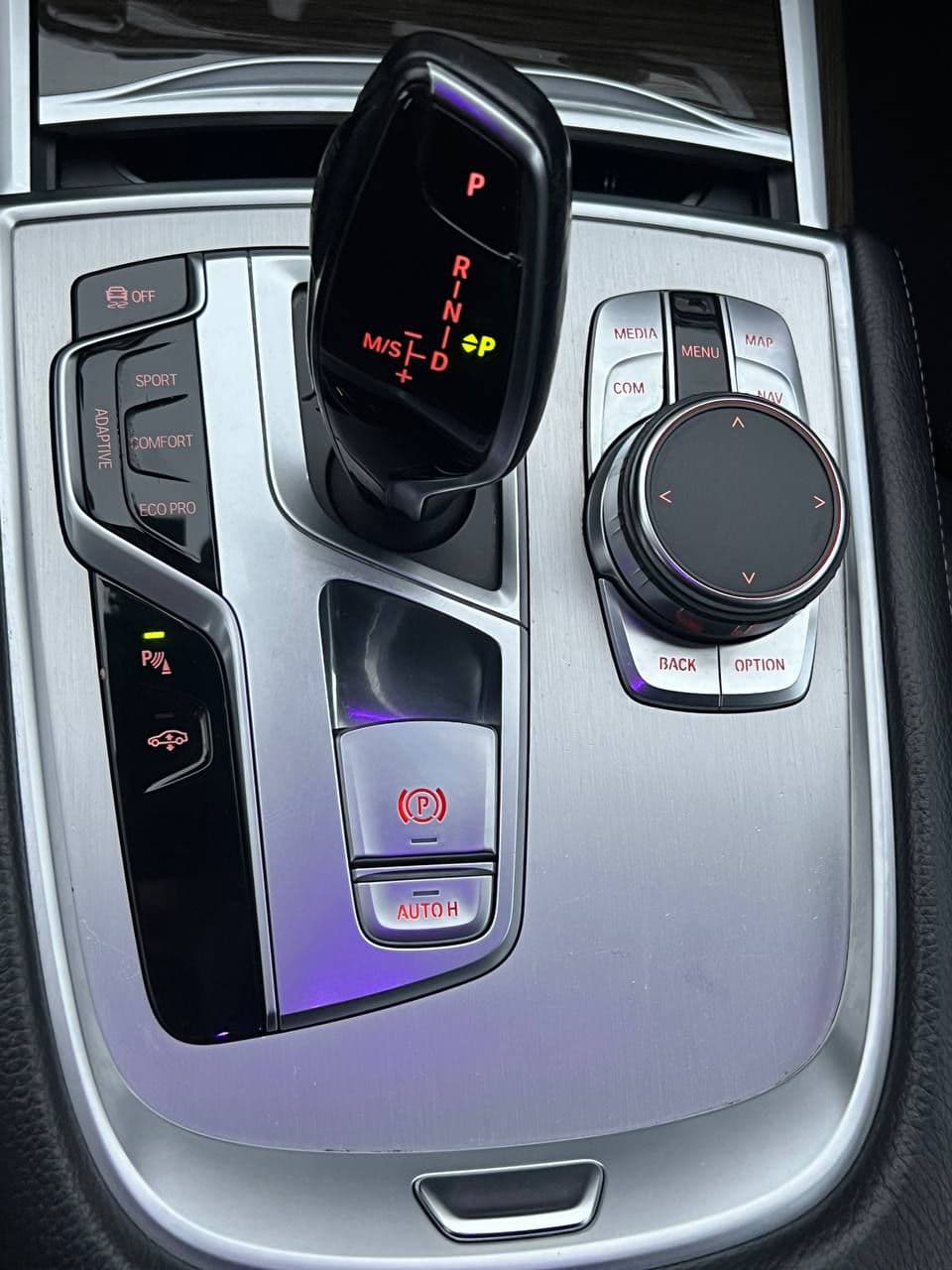 BMW 730 2018 — Миниатюра 15