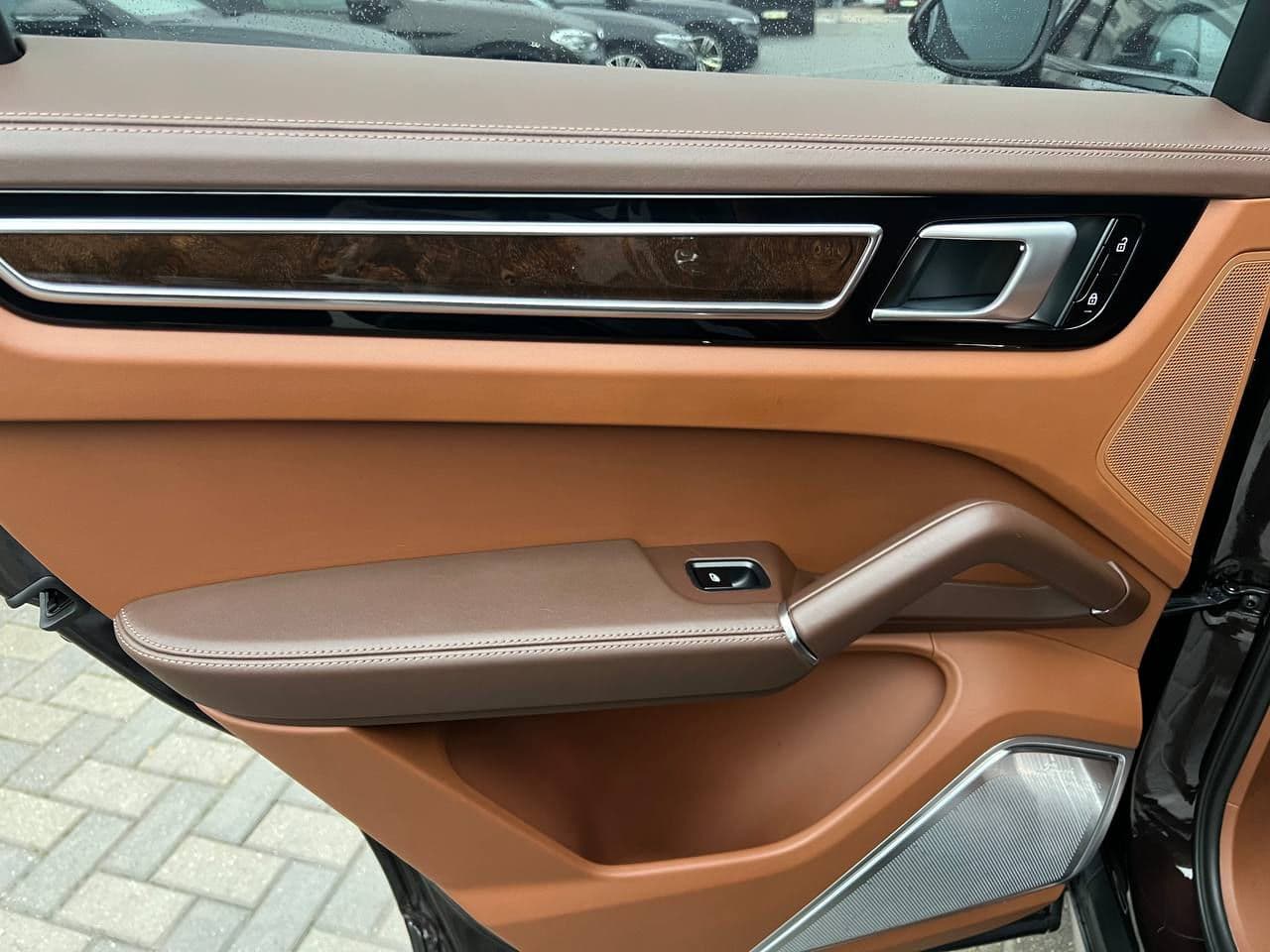 2020 Porsche Cayenne S Coupe — Miniatură 22