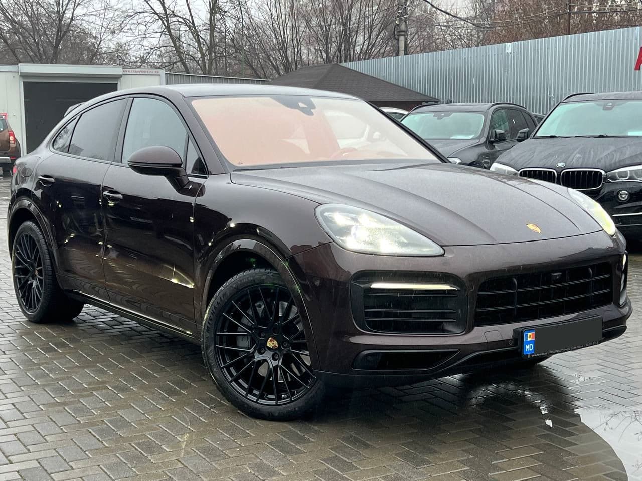 2020 Porsche Cayenne S Coupe — Miniatură 3