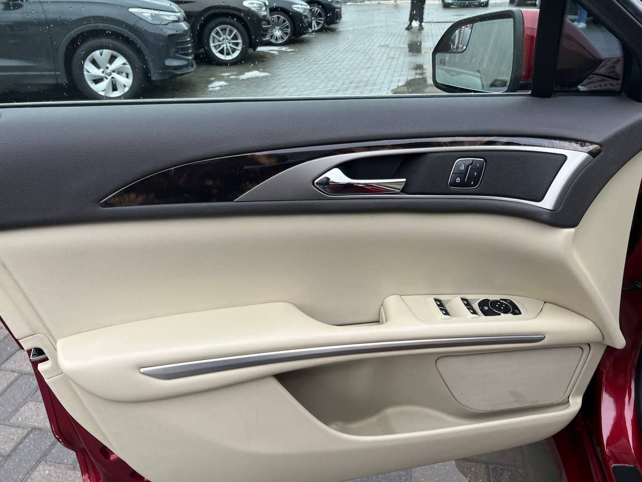 2014 Lincoln MKZ — Miniatură 7
