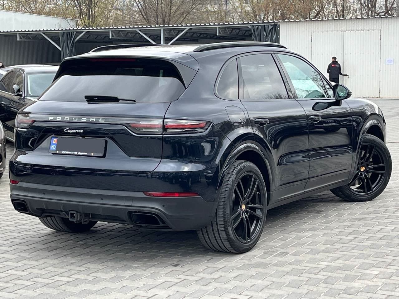 2021 Porsche Cayenne — Miniatură 2