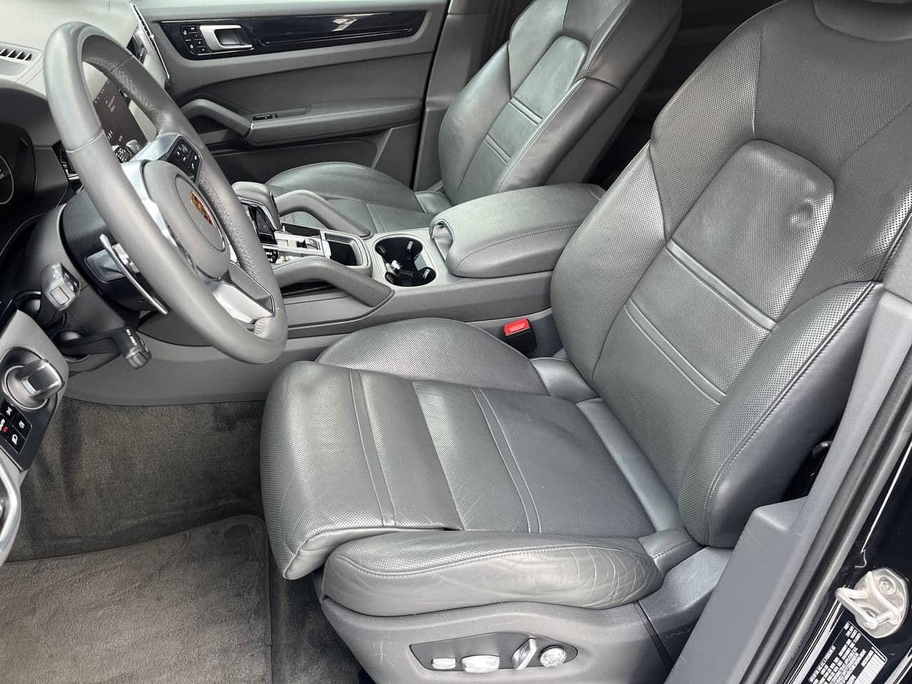 2021 Porsche Cayenne — Miniatură 5