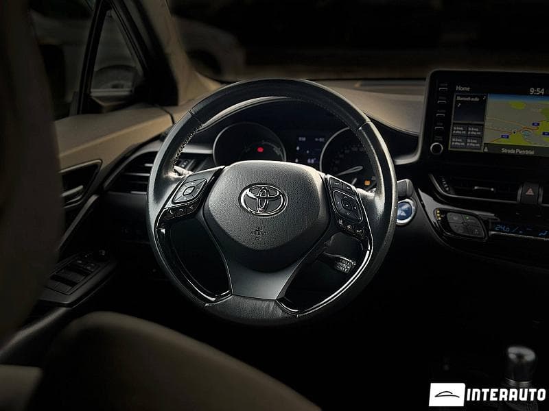 2020 Toyota C-HR — Miniatură 7