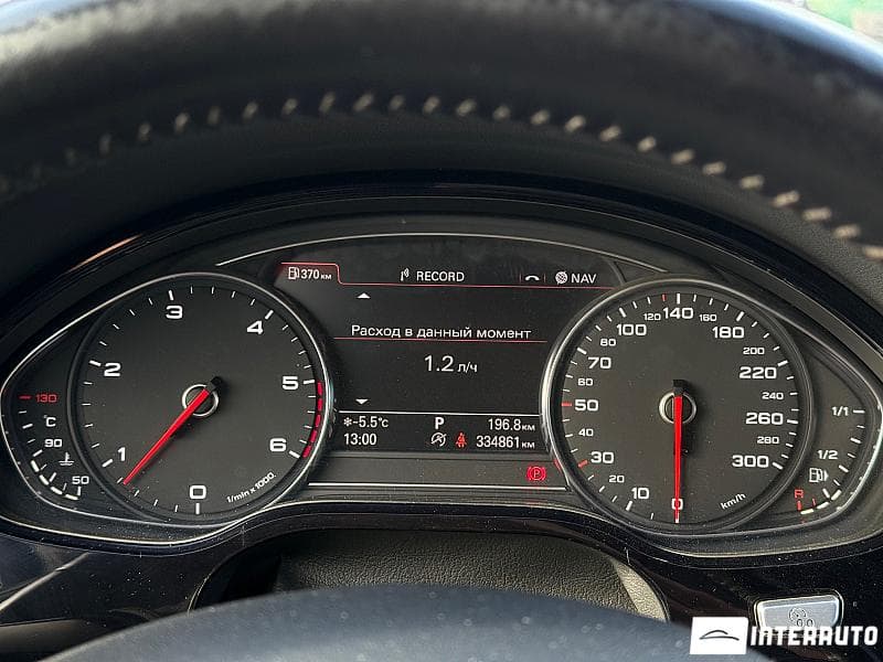Audi A8 2011 — Миниатюра 9