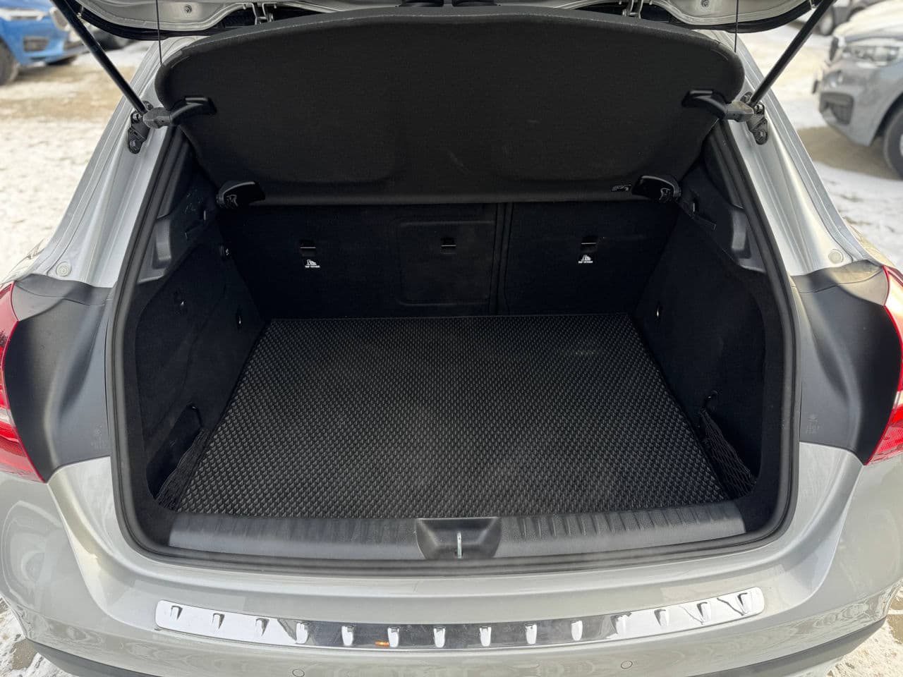 2018 Mercedes GLA 180 — Miniatură 18