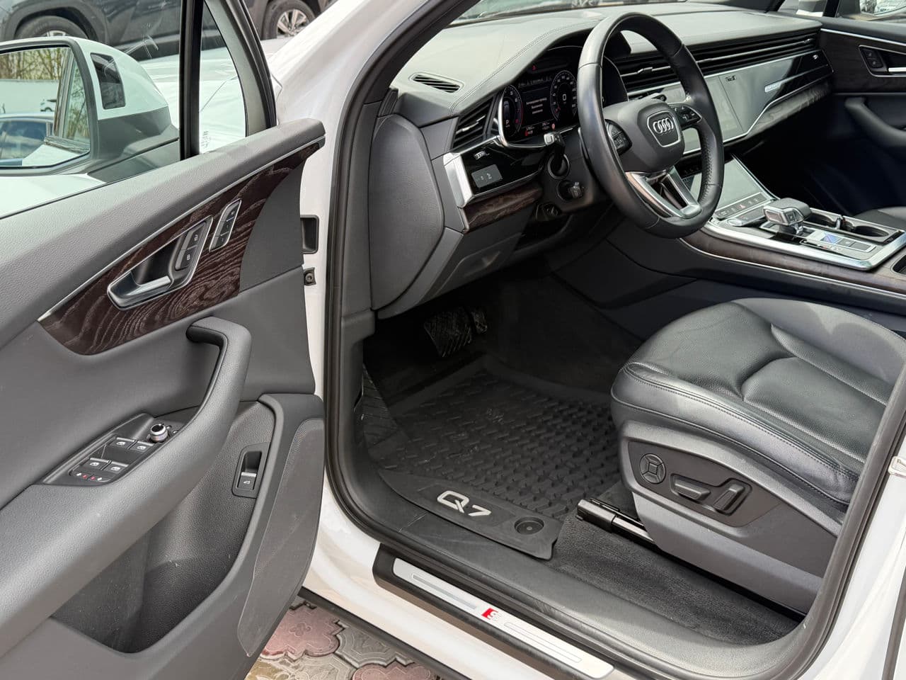 2019 Audi Q7 — Miniatură 7