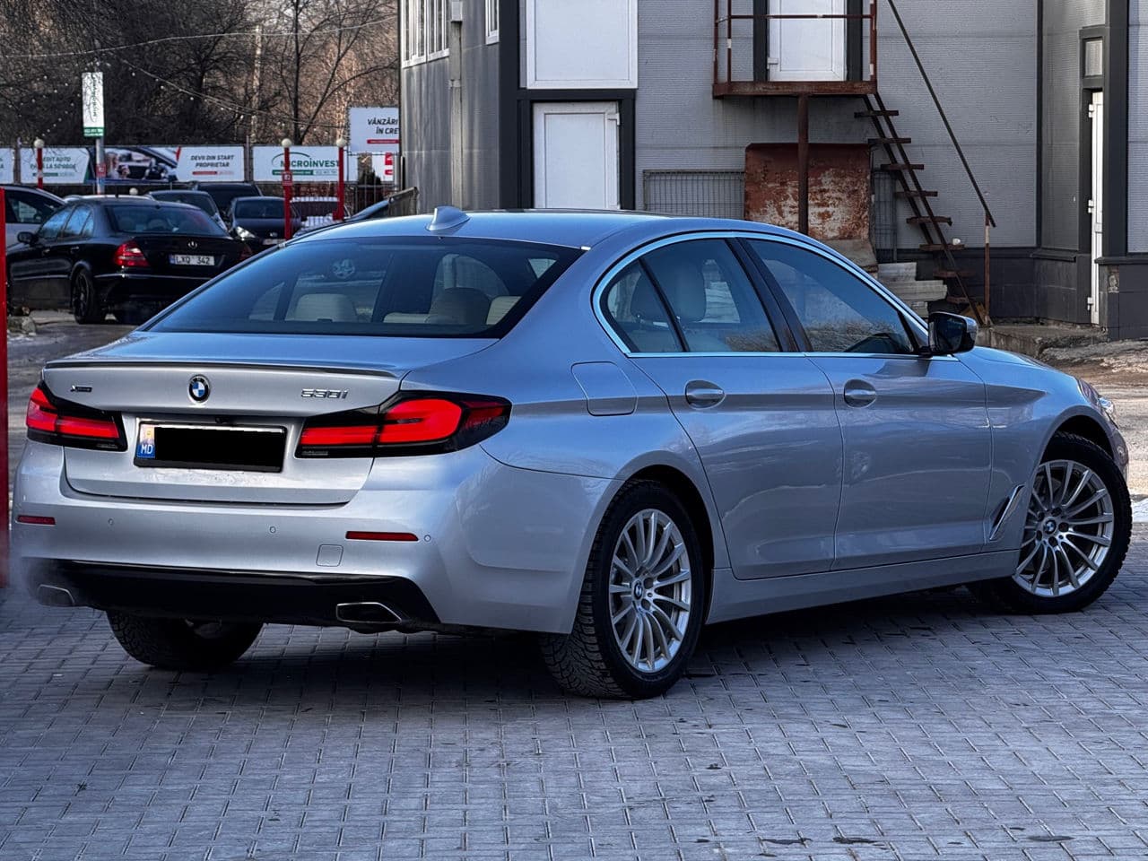 2021 BMW 530 — Miniatură 2