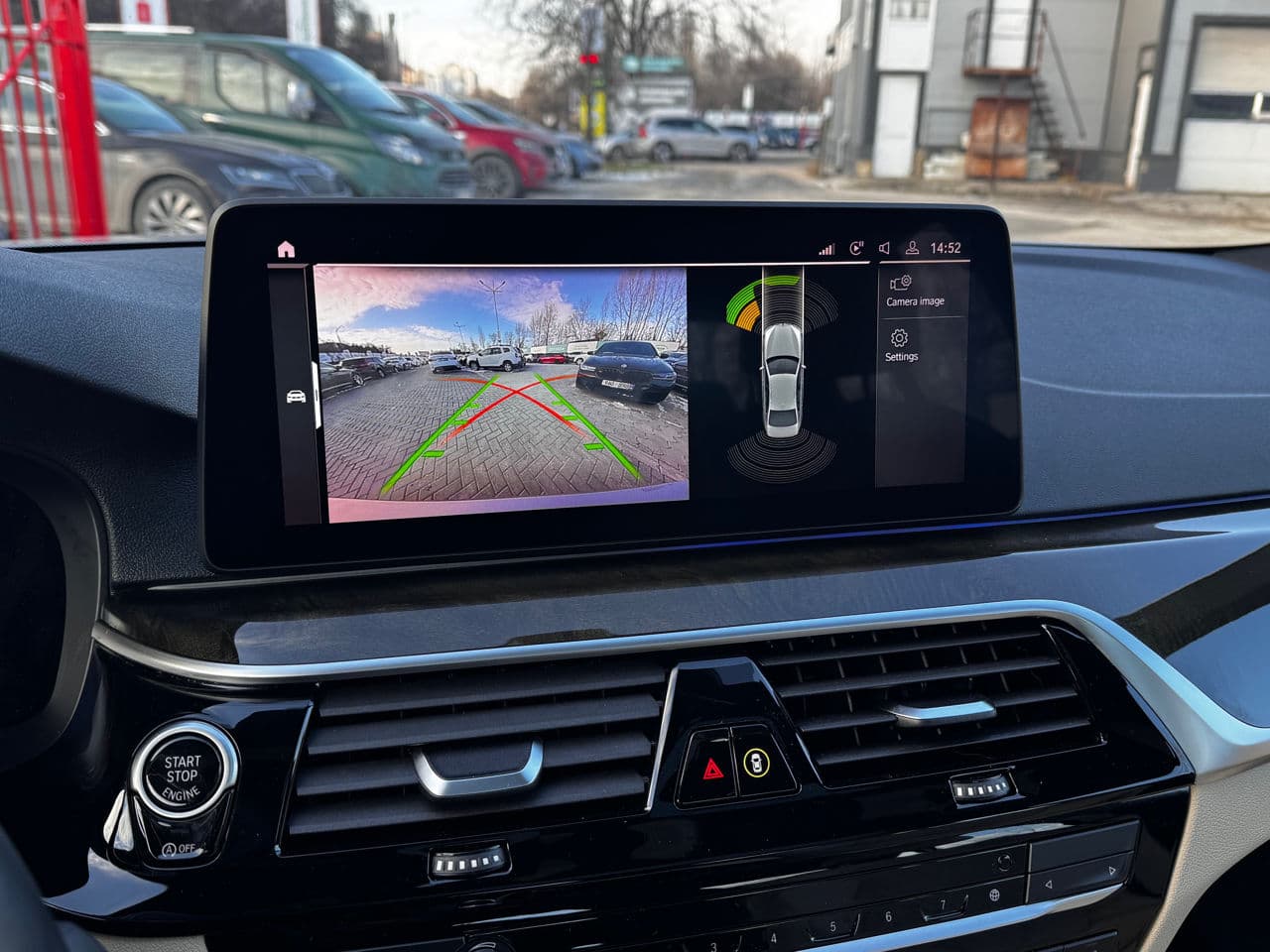 2021 BMW 530 — Miniatură 10