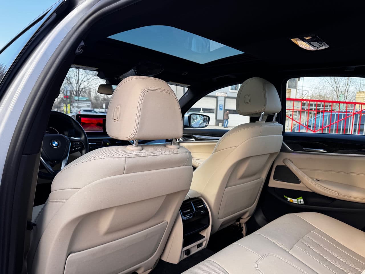 2021 BMW 530 — Miniatură 19