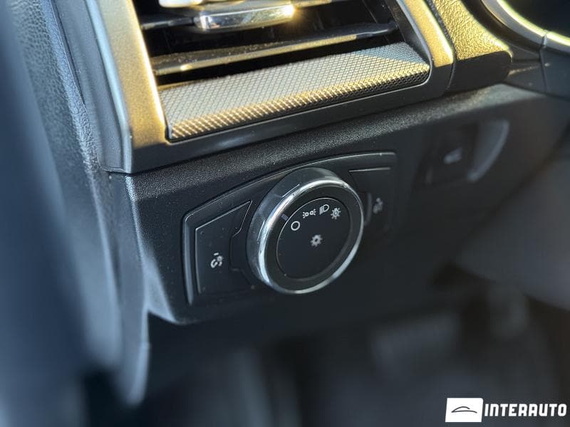 2016 Ford Fusion — Miniatură 8