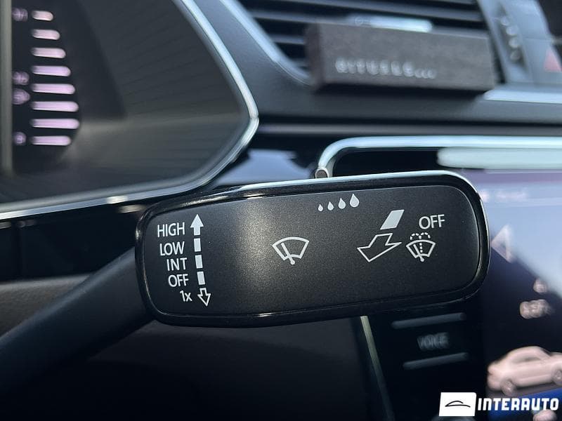 2019 Skoda Superb — Miniatură 12